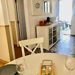 Break-quiet House With Private Patio Сasa de vacaciones *