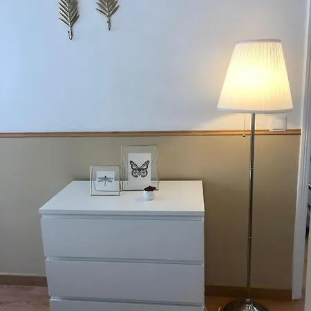 Break-quiet House With Private Patio 펜션