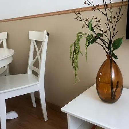 Break-quiet House With Private Patio 펜션