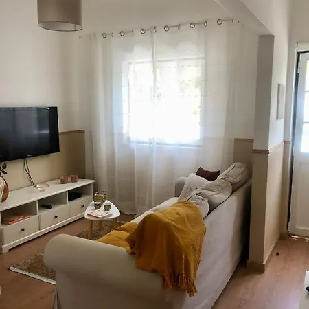 Break-quiet House With Private Patio 펜션 *