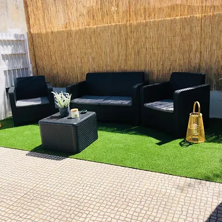 Break-quiet House With Private Patio Tatil Evi Torres Vedras