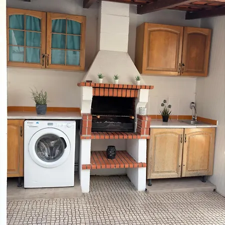 Break-quiet House With Private Patio Torres Vedras