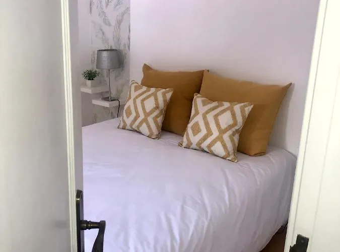 Break-quiet House With Private Patio Дом отдыха