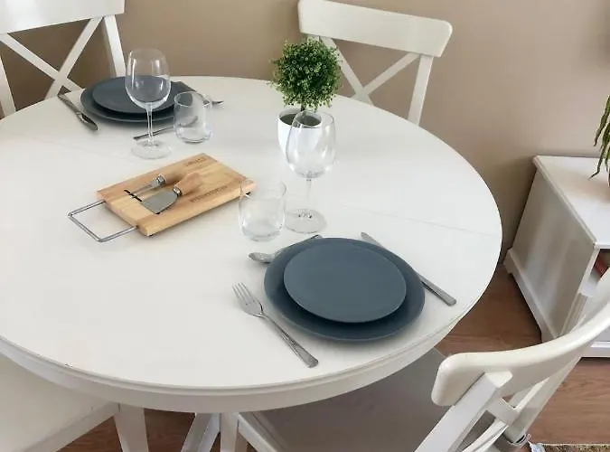 Break-quiet House With Private Patio Дом отдыха Торреш-Ведраш