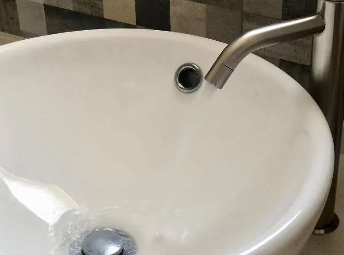 Break-quiet House With Private Patio